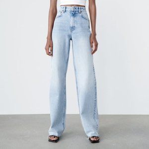 Zara Wide Leg Jeans Light Wash